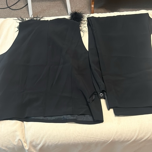 Due per Due Elegant Black Women's Jumpsuit - Picture 7 of 7